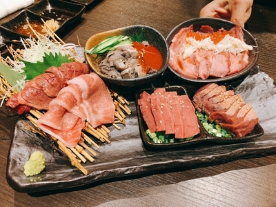 BMqVL9TjR4fF8l4NEXva.jpg?w=940&h=940