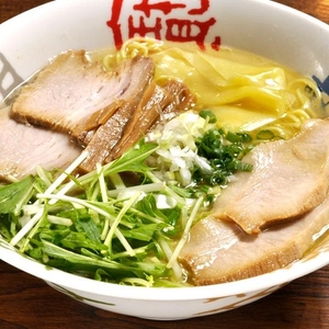 BQtmbUakFqiMeqVLpljf.jpg?w=940&h=940