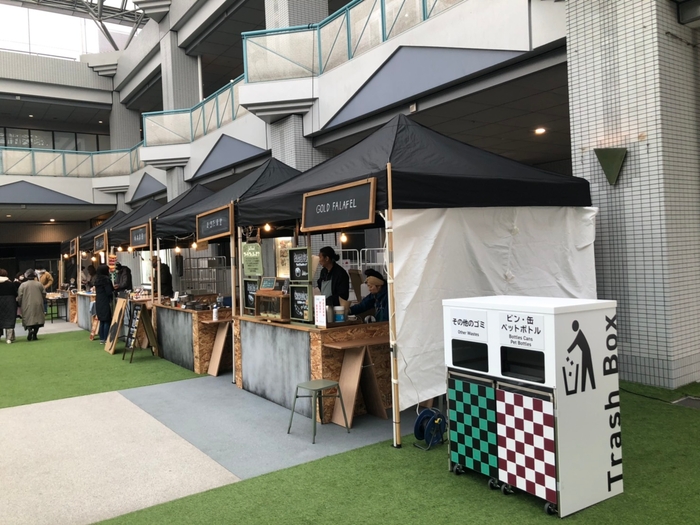 前月 2021年2月28日(日)のPOP BAYイベントに設置したセンサー機能無ゴミ箱実証の際の様子 写真2