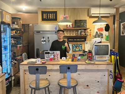 いずれも2024年度の空き店舗活性支援事業で採択され、オープンした3店。上から、冷凍餃子の無人販売店を改修した「リビンラージ ビア＆ギャラリー」（長崎4-4-8）