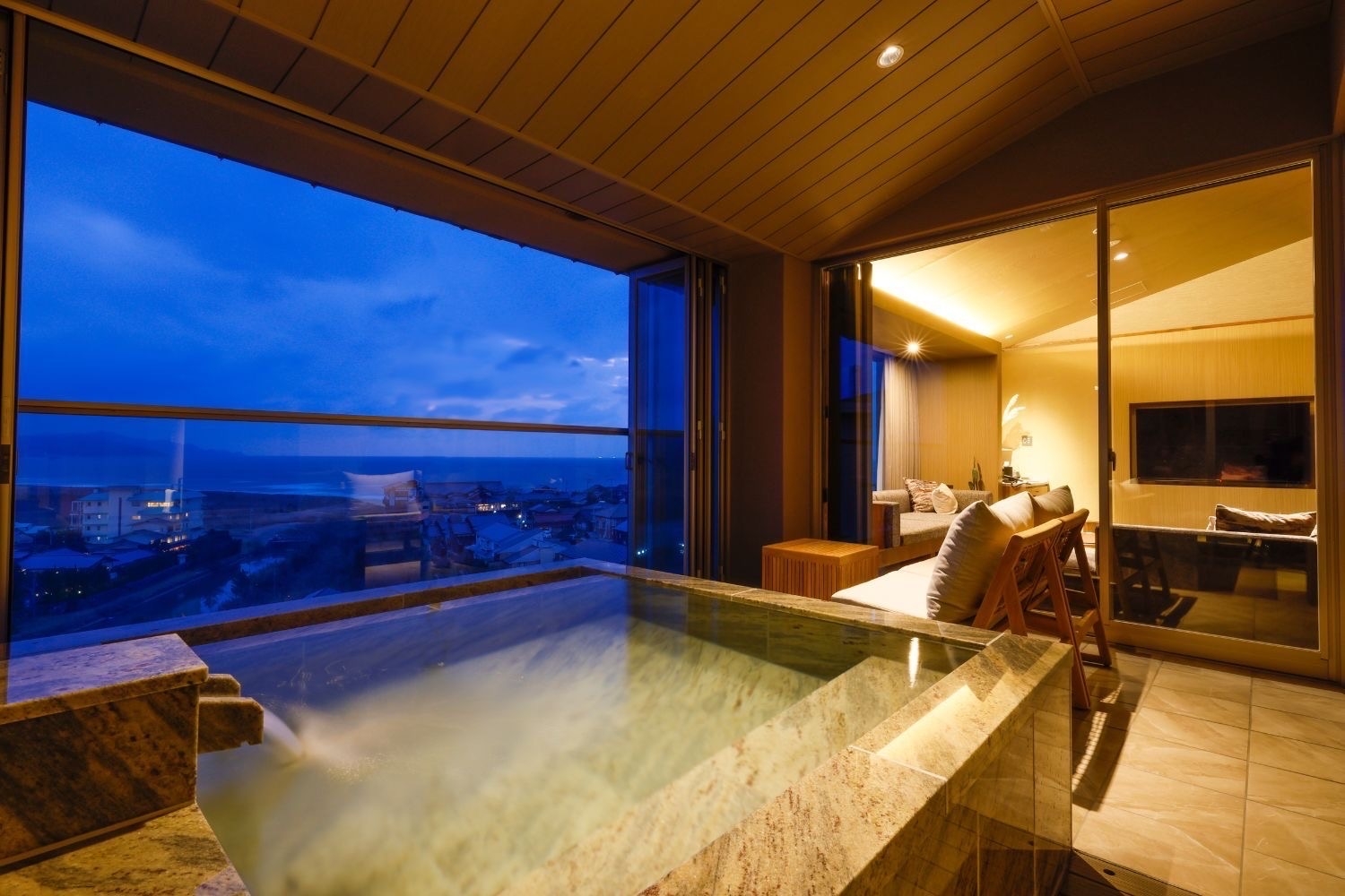 最上階 展望温泉風呂付コンセプトスイートルーム 「時季」(90.5㎡)