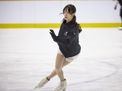 BhbXKnK4w4QQHaKBYZd0.jpg?w=940&h=940