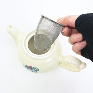 スイマーのティーポット