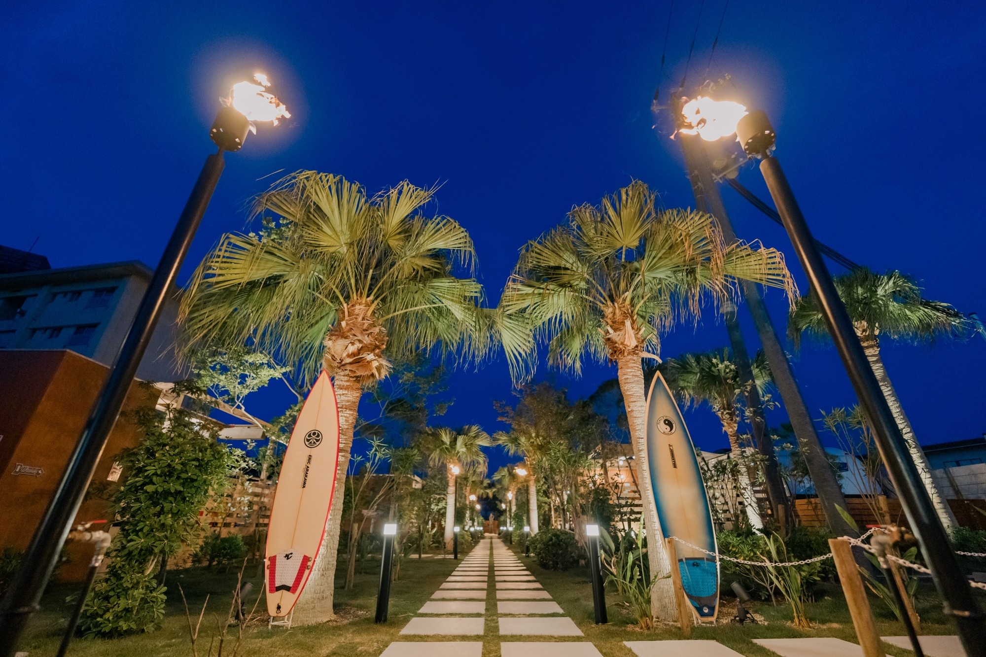 【期間限定】淡路島の「プライベート・スペース」 
グランピングトレーラーLanikai 1棟30,000円〜