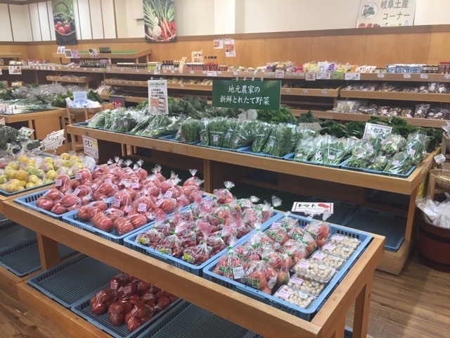 道の駅 織部の里もとす 内観