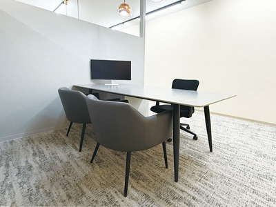 Bp8I3NcE74oy5UDqgHmq.jpg?w=940&h=940