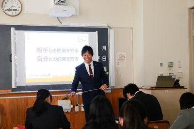 BpKmICIQmD5pzOffMBNO.jpeg?w=940&h=940