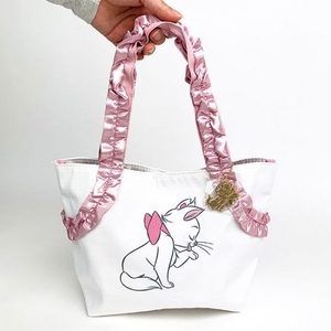 BrHGAPZ9vcL1au6CH7GR.jpg?w=940&h=940