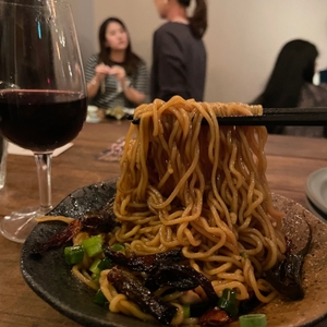 BsOPSzwAzYRbwD80bmdN.jpeg?w=940&h=940