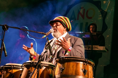 BsTRoPSeoJpGs1saAJ2h.jpg?w=940&h=940