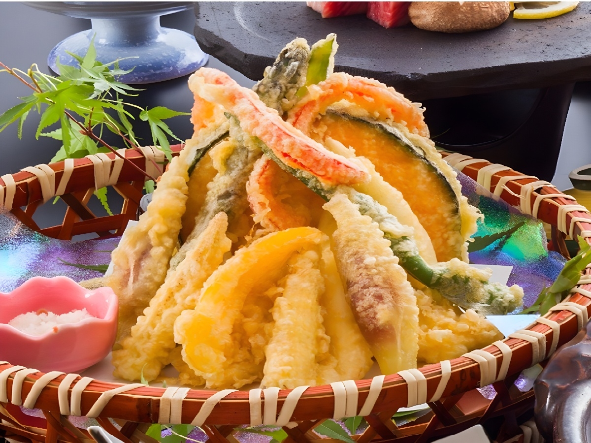 大海老と季節野菜の天ぷら盛り