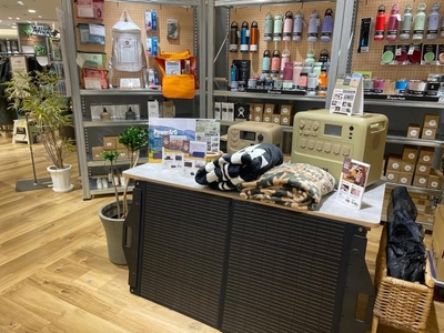 C1iEUUQNKbKcmczosgH2.jpg?w=940&h=940