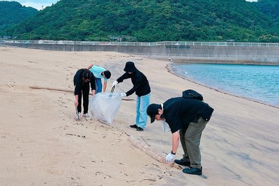 △海岸における漂着物や散乱ゴミの回収