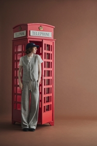 C3g7EAIvLV5FLYmHhFWL.jpg?w=940&h=940