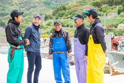 C5PaMmRKdFZhhIui8dLI.jpg?w=940&h=940