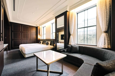 C5yrEG3Rue6AYIu2CEl4.jpg?w=940&h=940