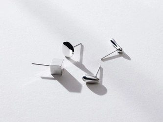 世界初のピュアシルバージュエリーブランド「SARARTH（サラース）」 - 純銀ジュエリーを気軽にお楽しみいただけるシングルピアスの販売をスタート