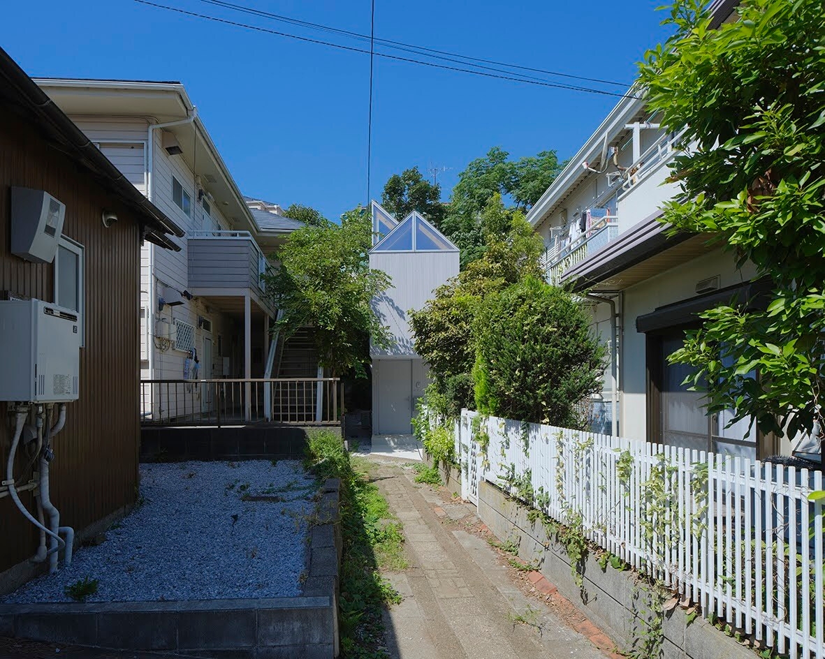 外観(2)(写真:鳥村鋼一)