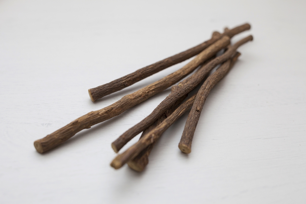 日差しが強くなる時期にオススメ!甘草の効果について紹介します!