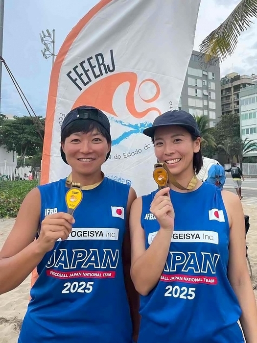 風味千賀子(写真右)・宮山有紀(写真左)ペア