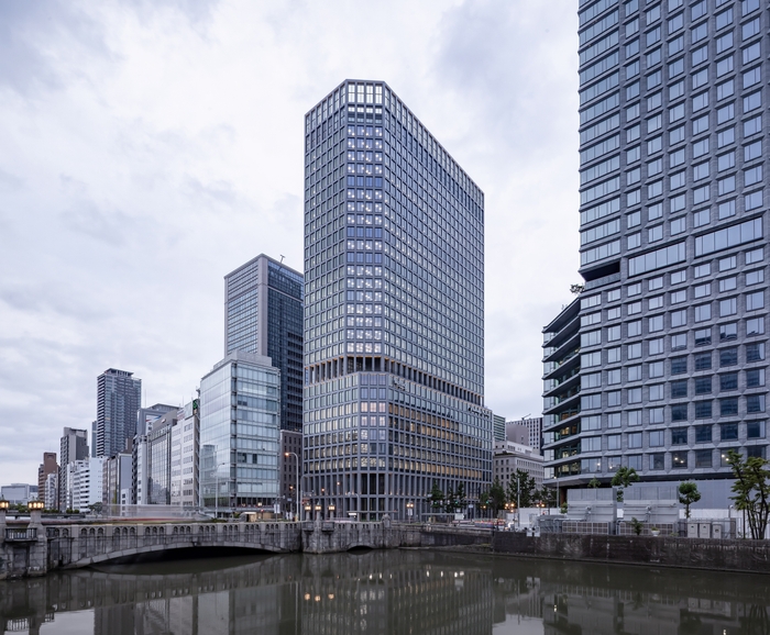 建物外観(北西方より昼間外観)