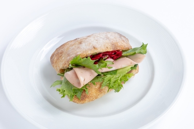 CHzC4kbkoHskzYgp7XQG.jpg?w=940&h=940