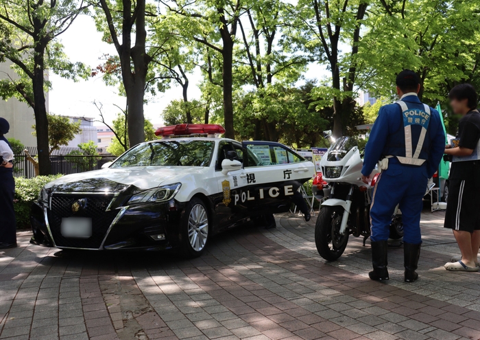 パトカー展示（過去の様子）