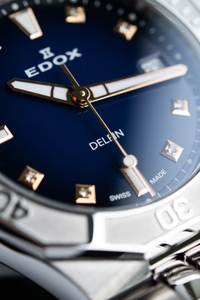 CPq3JQJ4NHi60zeCohi3.jpg?w=940&h=940