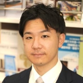 山本　知史　氏