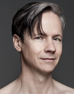 CR3x6UymqlPtJtGptqvC.jpg?w=940&h=940