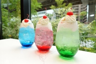 懐かしのクリームソーダ 500円(税込)