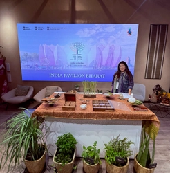 ＜日本初＞アーユルウェルネスリゾート沖縄、 関西国際博覧会インドパビリオンにて 沖縄原産薬草とアーユルヴェーダハーブを展示