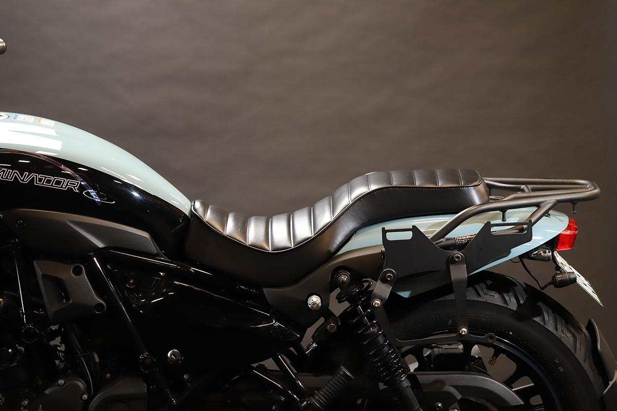 エリミネーター/SE専用シート「GOODSEAT “COBRA”」登場 表皮4種で愛車