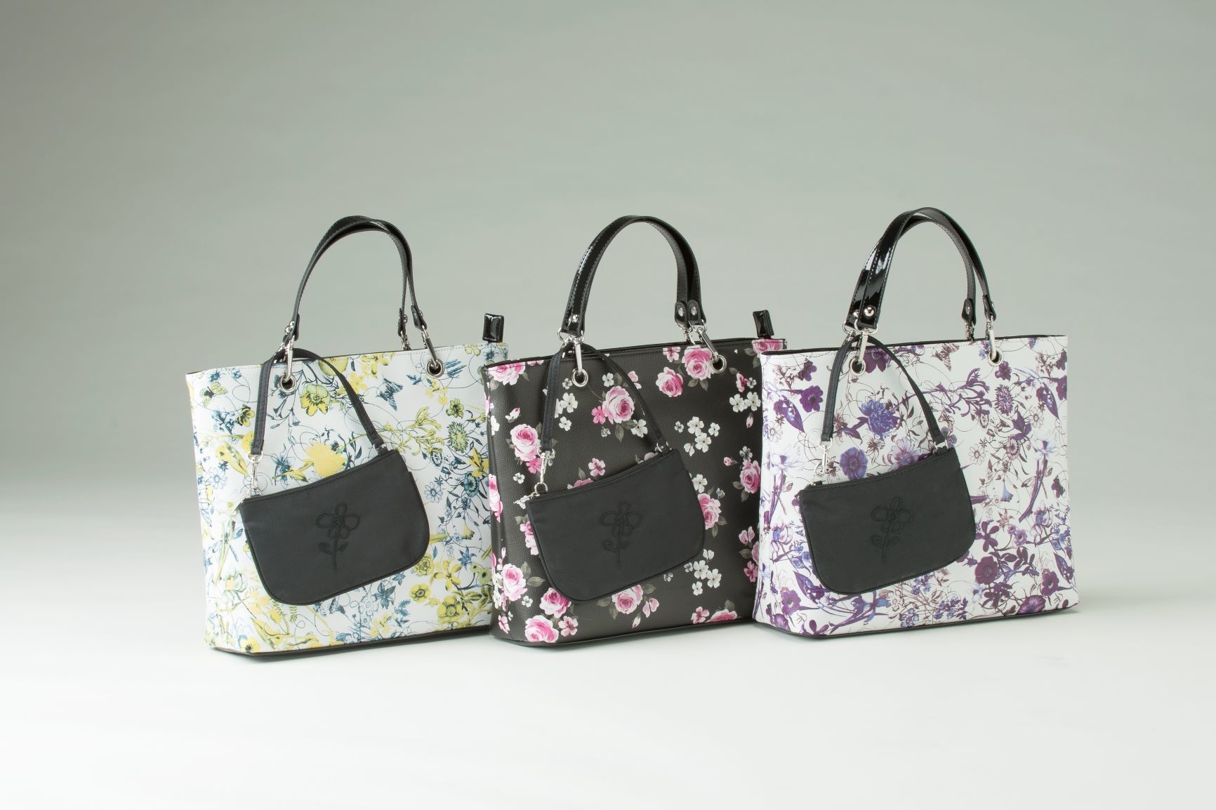 YUKIKO HANAI オーストリッチ バッグ YUKIKO HANAI LADIE'S BAG YUKIKO HANAIレディースバッグに新