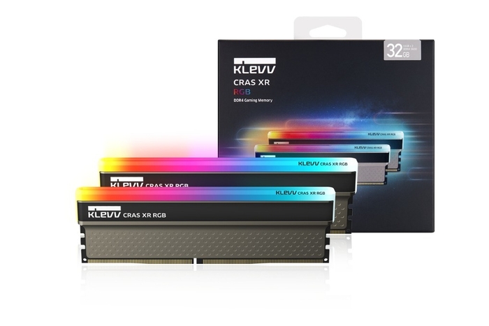KLEVV CRAS XR RGB パッケージ