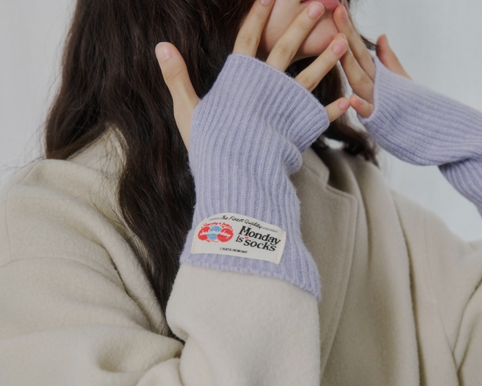 アームウォーマーのみでも着用可能(ラベンダー)