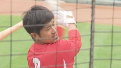 カープのムードメーカー上本崇司選手がスタジオ生出演。“初物尽くし”となった今シーズンを振り返る！