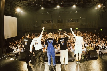THE FRANK VOX、全国ツアー完走！SOLD OUTの熱狂の中で3大発表。なんばHatch・台湾公演・FC限定ライブ決定！