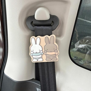 ミッフィーのカー用品