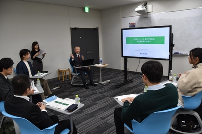 ClLshQE7XOX60N2fqqaT.jpg?w=940&h=940