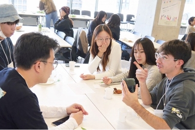 令和7年（2025年）12月に開催した国際交流イベントの様子