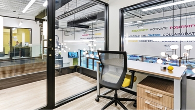 Cq4FfJVy1XhjuXZKxi6n.jpg?w=940&h=940