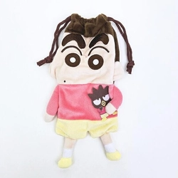サンリオ×クレヨンしんちゃんコラボ!可愛いが大渋滞のぬいぐるみ巾着。