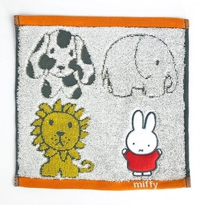 Cv5OJeKD5cb1kwX9jHra.jpg?w=940&h=940