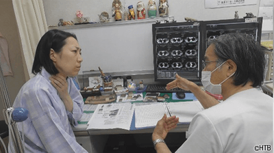 おっぱい２つとってみた(C)HTB