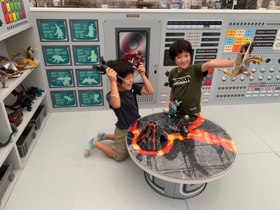 D2ItuzhwIdwWaKFbrdu8.jpg?w=940&h=940