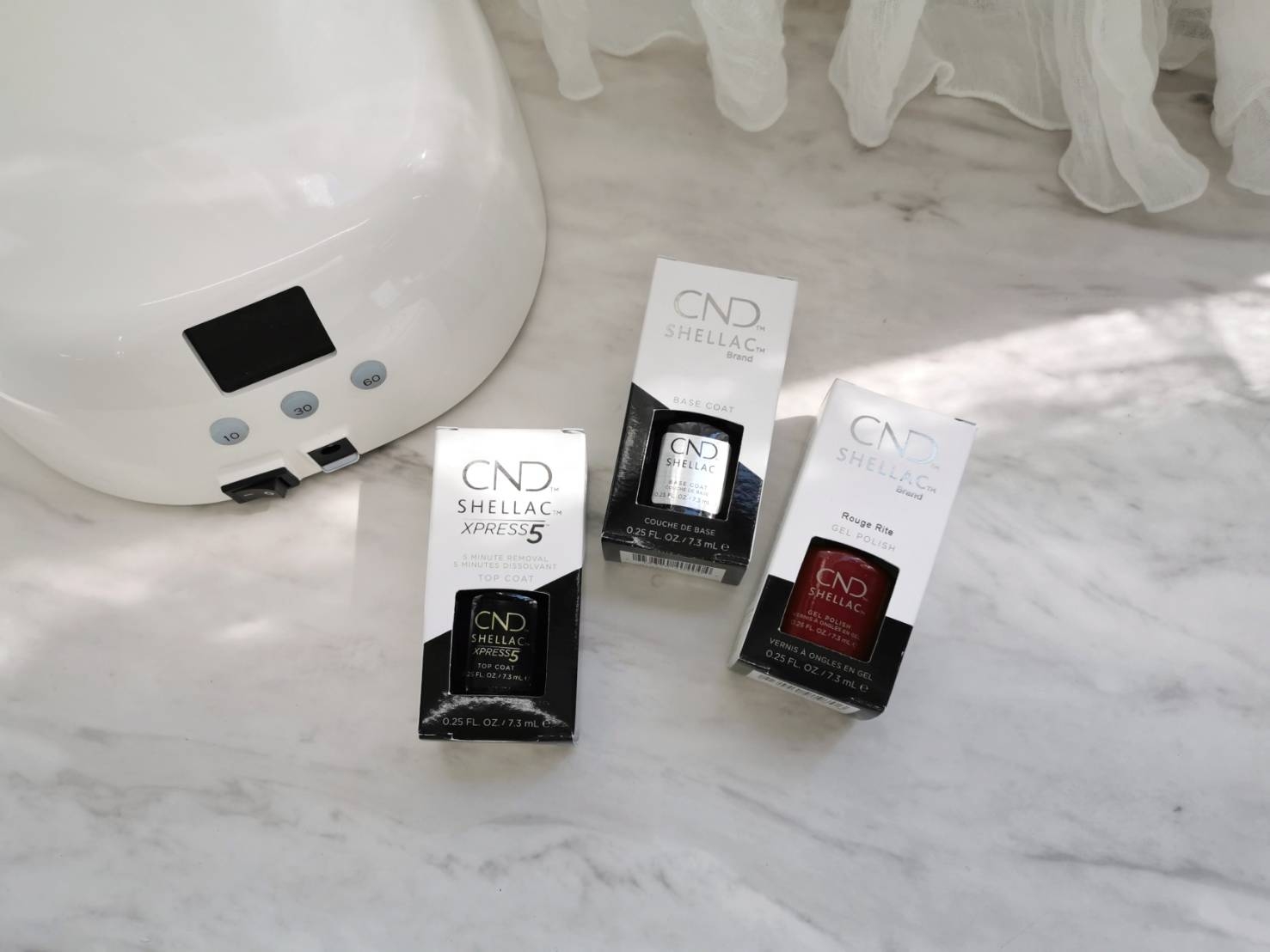 【ボロボロネイルをどうにかしたい女子募集!!】 ジェルとマニキュアのいいとこどり『シェラックネイルキット』4/15発売!!