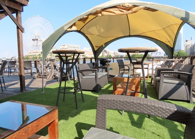 テントの中でBBQ