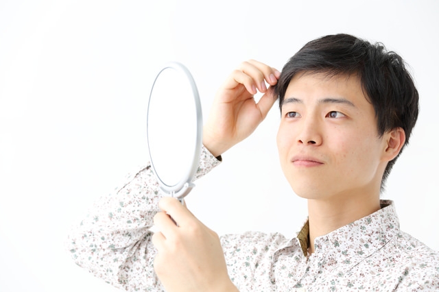 【髪の毛のボリューム】スカルプサロン!超高濃度のスカルプケア!ヘアケアなら『Step's』にお任せください