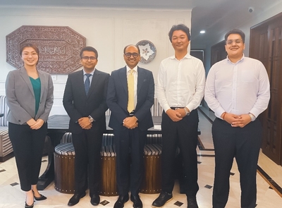 DCHQdLEDGWHHgEKJyKnd.jpg?w=940&h=940